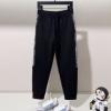 2026秋のお出かけに最適 フェンディ スーパーコピー NZKFEN059 スエットパンツ チノパン