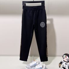耐久性に優れ フェンディ コピー NZKFEN060 スエットパンツ チノパン 2026秋冬季新作