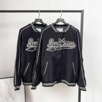 シュプリーム コピー Supreme  Playboy  Wool Varsity Jacket 2022 SUPREMEコピー  大人キレイに仕立てる  ブルゾン