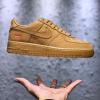 ランニングシューズ SUPREMEコピー  シュプリーム コピー 主役になる存在感 Supreme x Air Force 1