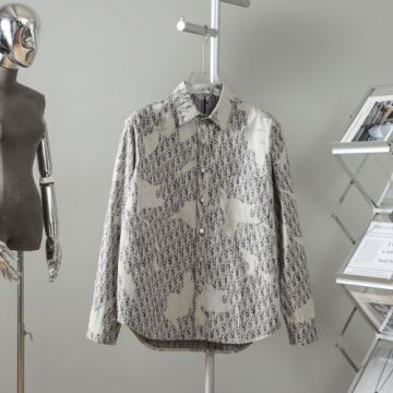 デザイン性の高い ディオールコ...