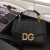 Dolce&Gabbanaコピー 利便性に優れ バッグ 3色可選 定番のアイテム ショルダーバッグ 2022 ドルチェ＆ガッバーナコピー 2022  