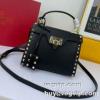 お買い得品 2022秋冬 ヴァレンティノ 手持ち&ショルダー掛け ハンドバッグ レディースバッグ Valentino Garavani Rockstud Alcoveブランドコピー シンプル＋多機能 6色可選