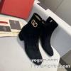 愛らしさ抜群！ ヴァレンティノコピー ブランド 2022 ヴァレンティノ VALENTINO ブーツ レディース 立体的に形成されたインソールで長時間歩いても疲れにくい履き心地