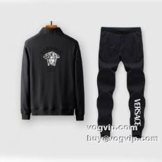 落ち着いた感覚 2022秋冬 ヴェルサーチ VERSACE ジャージセット 上下セット 3色可選 ブランドスーパーコピー しっかり暖かな感じ