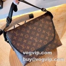 ルイ ヴィトン LOUIS V...