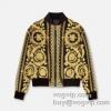 洗練を十分に演出する 最新入荷 ヴェルサーチ VERSACE ブルゾン コピー 寒い季節にピッタリの一枚