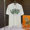 スーパーコピー激安市場直営店 今一番HOTな新品  ルイ ヴィトン LOUIS VUITTON 半袖Tシャツ 2色可選 オールシーズン活躍度満点の半袖プリントTシャツです 2024超激得格安