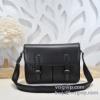 偽物ブランド 2025数量限定100%新品 ボッテガ ヴェネタ BOTTEGA VENETA 斜め掛けバッグ ショルダーバッグ 注目のアイテム