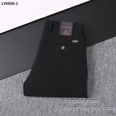 ルイ ヴィトン LOUIS VUITTON 2025爆発的通販 ジーンズ ブランドスーパーコピー 激安専門店 スタイリッシュな印象