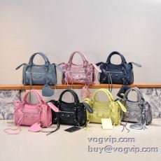 BALENCIAGA ブランド...