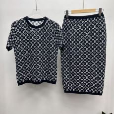 半袖Tシャツ ハーフスカート ...