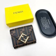 2025超激得高品質 フェンデ...