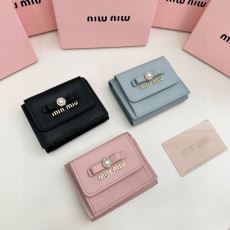 今一番HOTな新品 レディース...