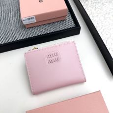セレブ愛用の超人気商品 レディ...