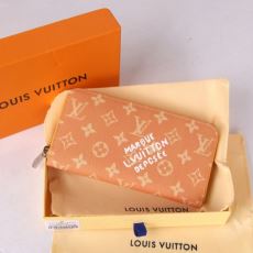 LOUIS VUITTONスー...