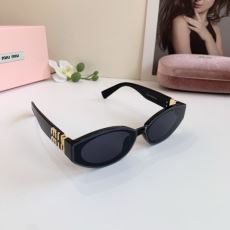 2025お買い得高品質 ミュウミュウ MIUMIUスーパーコピー YJMIU013 人目を惹くデザイン サングラス 眼鏡/メガネ 2色可選