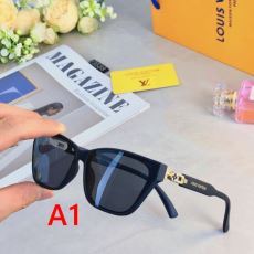 ルイ ヴィトン LOUIS V...