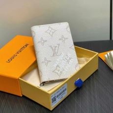 売れ筋のいい ルイ ヴィトン コピー ブランド NQBLV004 M14689 二つ折り財布 クリップウォレット 2色可選 2025年モデル入荷