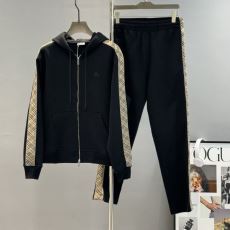 2025高級品 通販 バーバリ...