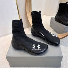 BALENCIAGAブランドス...