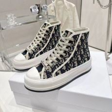 スニーカー 2025新作入荷本...