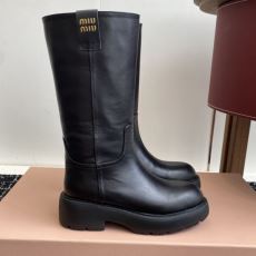 MIUMIUブランドコピー NXMIU012 ブーツ ロングブーツ 2色可選 2025年モデル入荷 ミュウミュウ