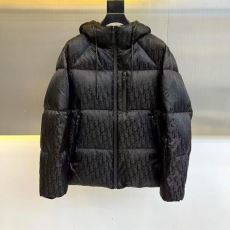 大好評? ディオール偽物ブランド MYDIOR008 保温効果は抜群 ダウンジャケット 2025激安大特価格安