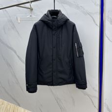 人気販売中 プラダスーパーコピー MYPR002 2025年モデル入荷 ダウンジャケット 防風性に優れ