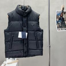 2025驚きの破格値安い プラダコピー ブランド MYPR036 ベスト ダウンジャケット 数に限りがある