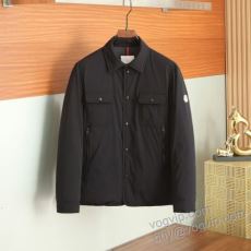 モンクレール MONCLERス...