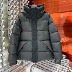 2025新商品！ モンクレール...