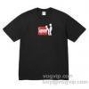 活用できるアイテム シュプリーム ブランド 偽物 通販 2025超人気新品 Supreme STICK TEE SUPNXZ086 半袖Tシャツ 2色可選