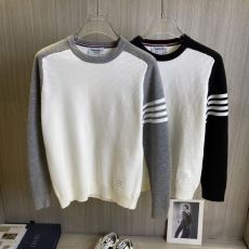 2025人気セール新作 トムブラウン THOM BROWNE TBWT049 ニット プルオーバーパーカー 2色可選 スーパーコピー n級品