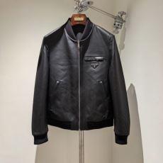 2025最安値本物保証 WTPR202 革ジャケット ジャケット、上着 プラダ スーパーコピー