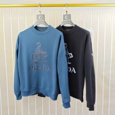 プラダ PRADAブランド 偽物 通販 WTPR267 2025秋冬新作 プルオーバーパーカー 2色可選