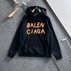 パーカー 2025数量限定大得価 バレンシアガ スーパーコピー WTBAL244 2色可選 完成度の高い逸品