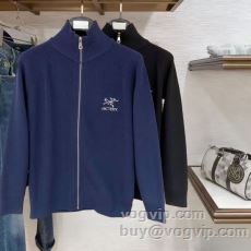 ARC'TERYXブランド 偽...