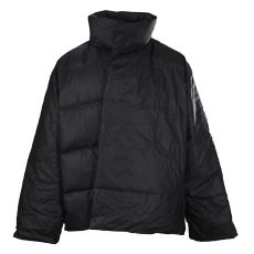 ふわふわな感触 バレンシアガ ...