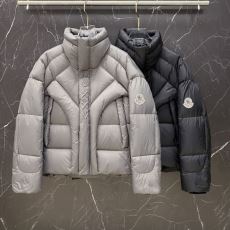 実用性に溢れるアイテム モンクレ...