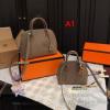 2026数量限定爆買い エルメス HERMESブランドコピー WBAGHE022 レディースバッグ ハンドバッグ 多色選択可 大人キレイに仕立てる