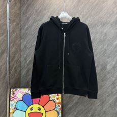 一味違うケーブル編みが魅力満点 ...