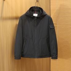 先行販売 モンクレール コピー...