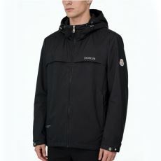 2026割引セール モンクレー...