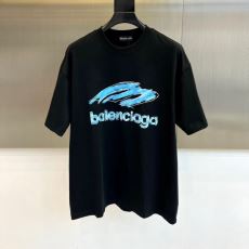 半袖Tシャツ バレンシアガ BALENCIAGAブランドコピー 2026激安大特価爆買い NXZBAL044 2色可選 売れ筋のいい
