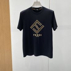 人目を惹くデザイン 半袖Tシャツ 2色可選 フェンディ FE...