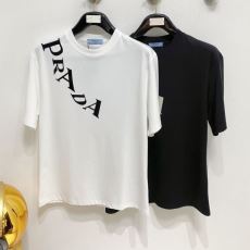 機能性も備えたアイテム プラダ...