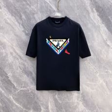 綺麗に決まるフォルム！ プラダ...