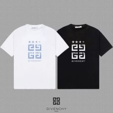 半袖Tシャツ 綺麗に決まるフォ...