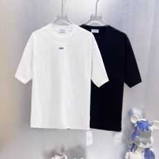 オフホワイト 抜群な楽チン感ある大定番 OFF-WHITEブランドスーパーコピー NXZOFF131 半袖Tシャツ 2色可選 2026品質保証新作登場